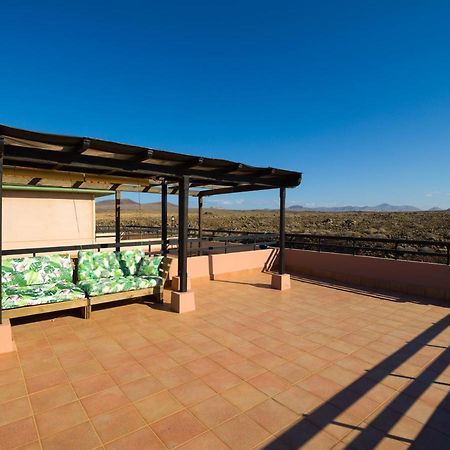 Private Terrace Majanicho Home -Garden & Pool Ла Олива Екстериор снимка