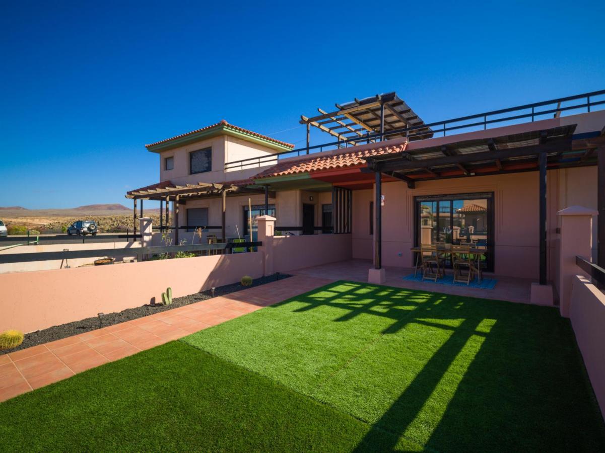 Private Terrace Majanicho Home -Garden & Pool Ла Олива Екстериор снимка
