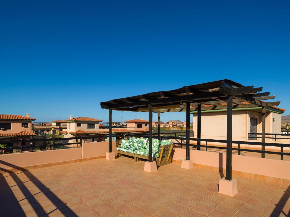 Private Terrace Majanicho Home -Garden & Pool Ла Олива Екстериор снимка